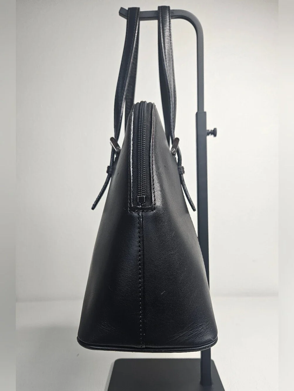 Burberry elegant timeless